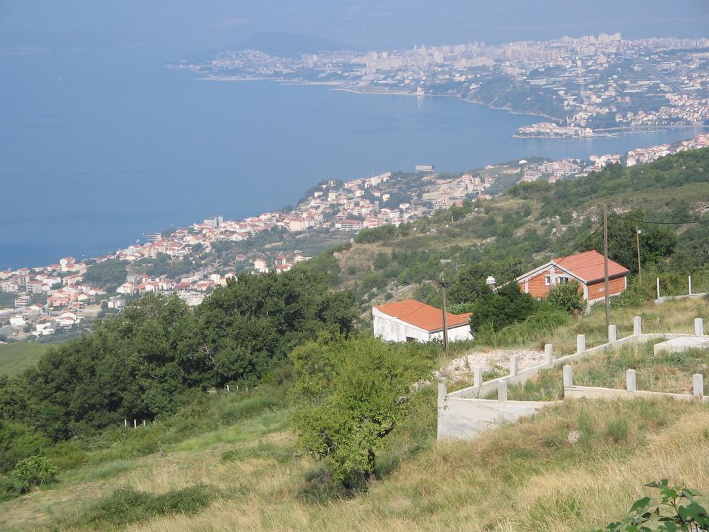 Apartments Silvi Podstrana Exterior photo